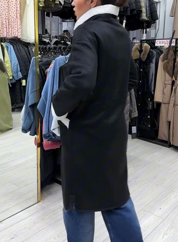 Fashion Functional Reversible Black-White Shearling Coat