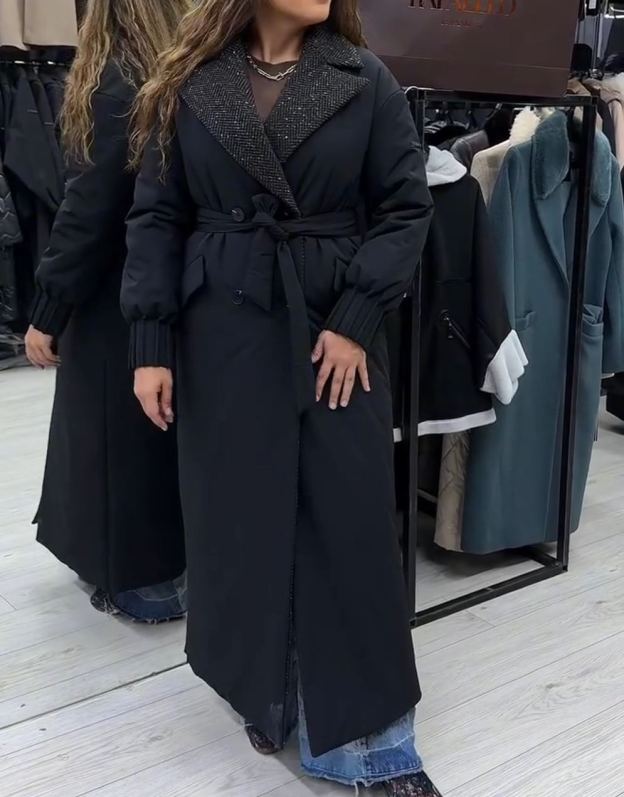 Vintage Contrast-Fabric Black Coat with Herringbone Collar