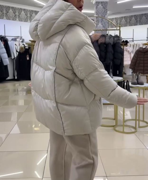 Fashion Short-Length Hooded Puffer Down Jacket