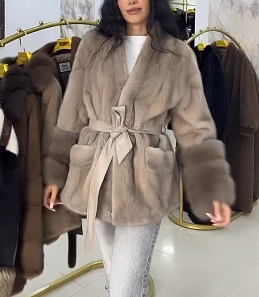 Fashion Contrast-Sleeve Beige-Gray Faux Fur Coat