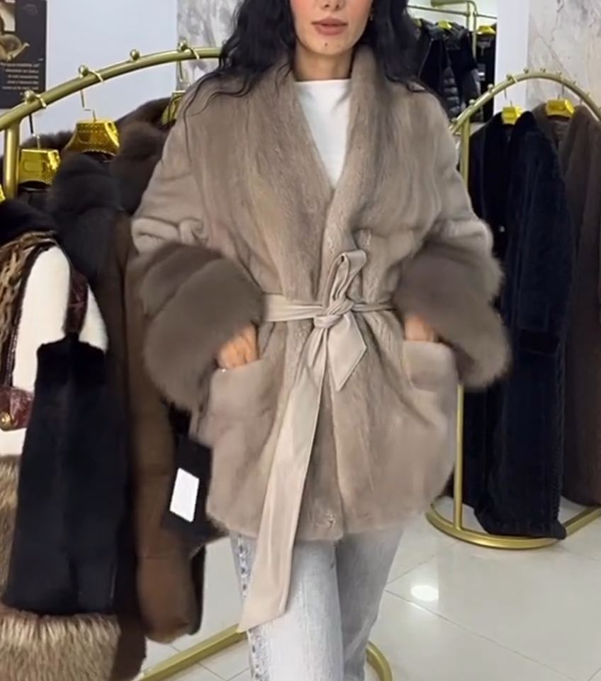 Fashion Contrast-Sleeve Beige-Gray Faux Fur Coat