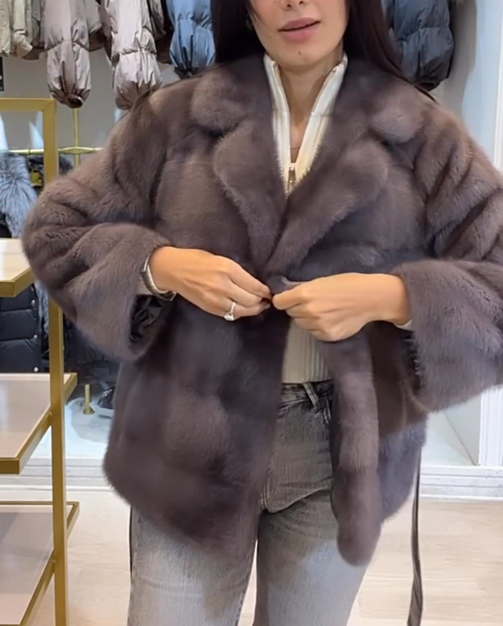 Light Luxury Textured Gray Faux Fur Coat