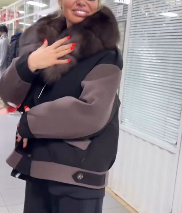 Detachable Fur Collar Black-Brown Contrast Jacket