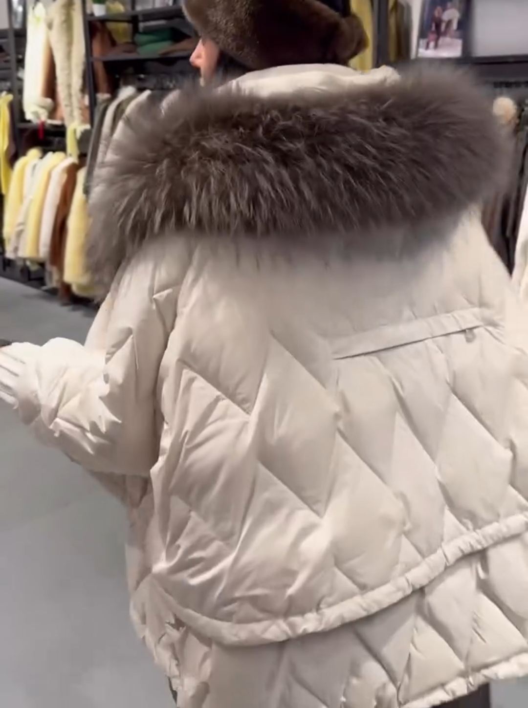 Fashion Drawstring-Waist Down Jacket