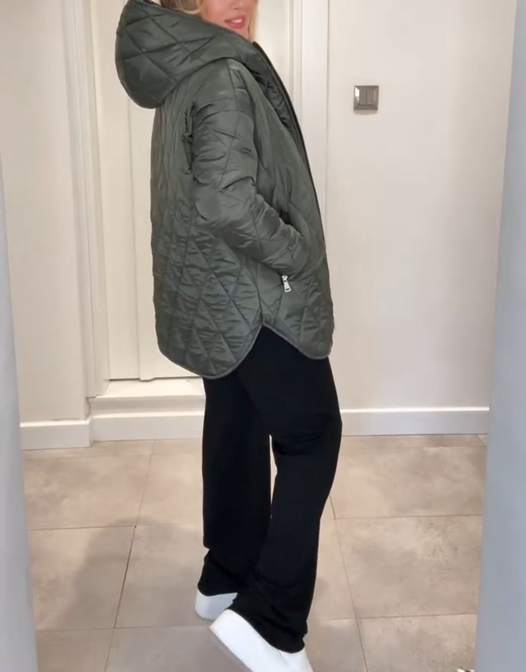 Olive Green Diamond-Quilted Hooded Down Jacket