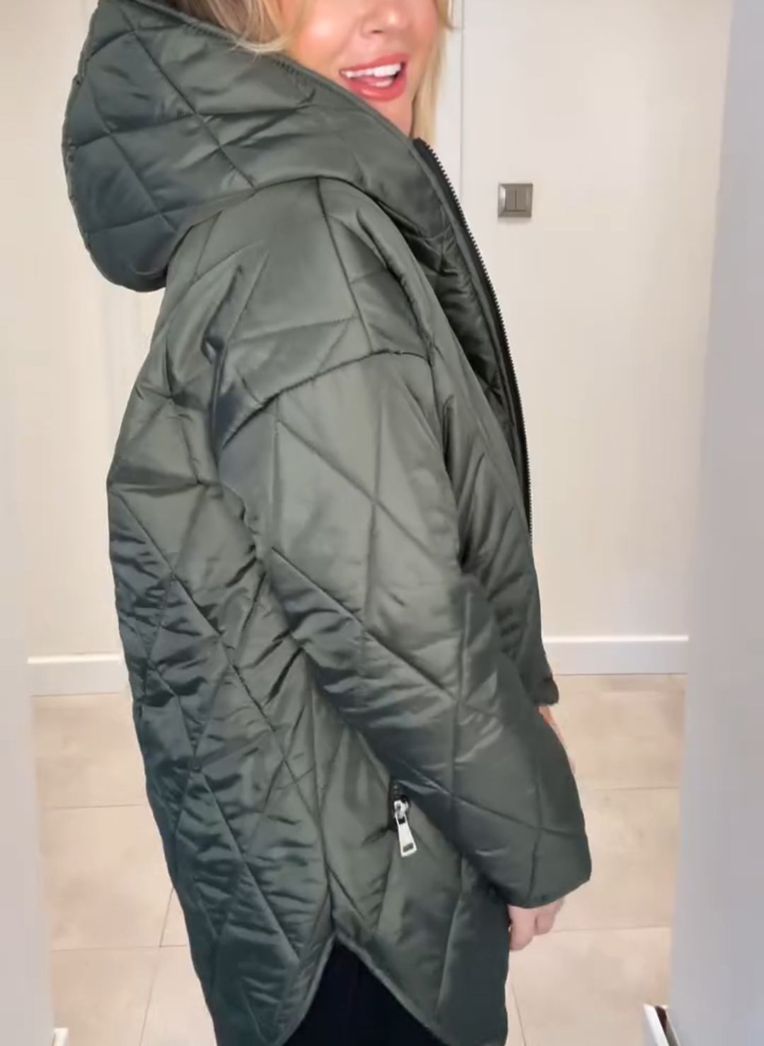 Olive Green Diamond-Quilted Hooded Down Jacket