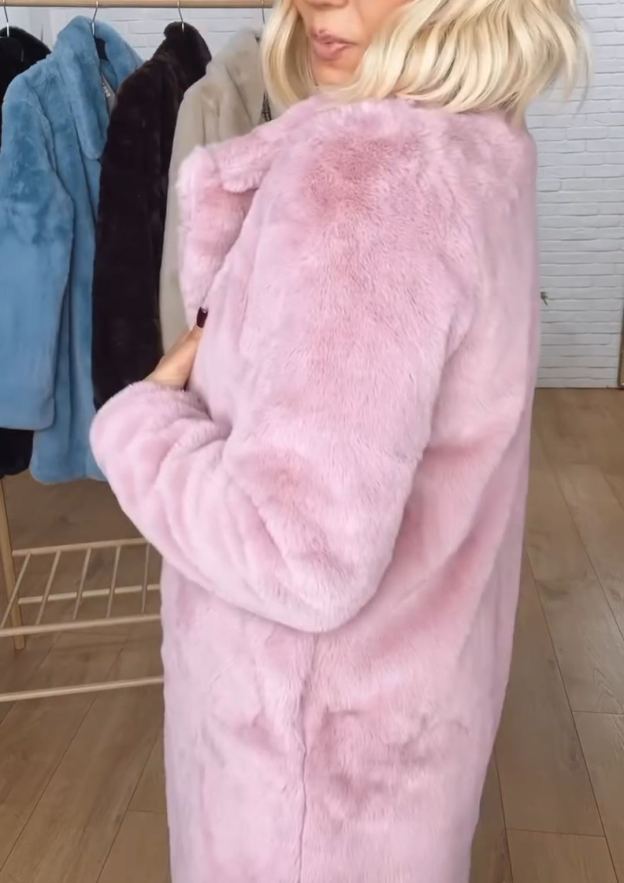 Fashion Age-Reducing Soft-Tone Faux Fur Coat