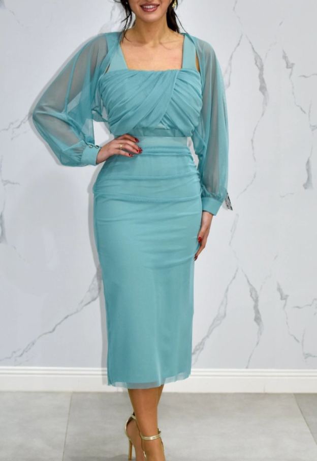 Midi dress + pastel green tulle sleeves