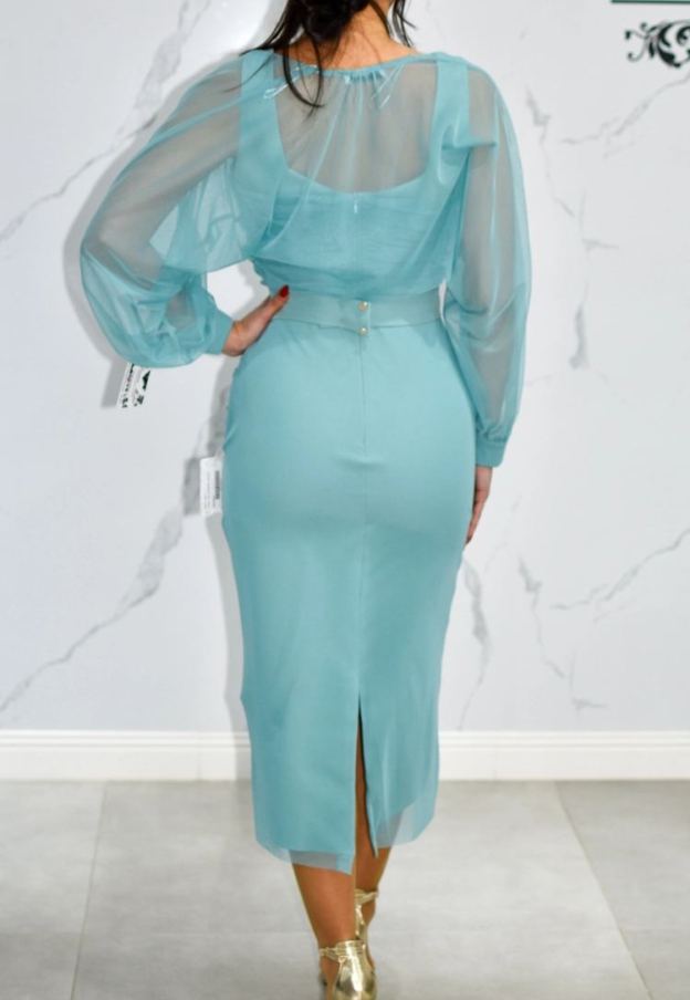 Midi dress + pastel green tulle sleeves