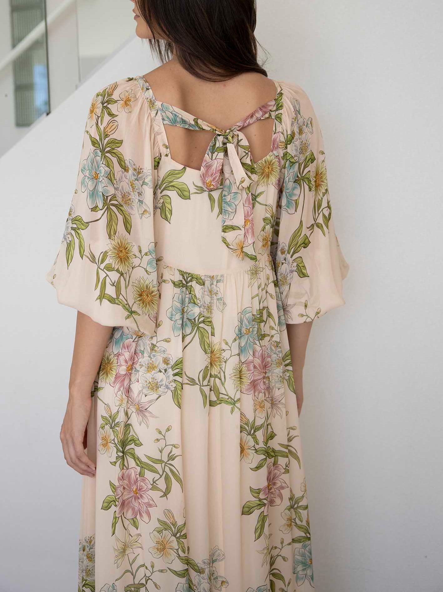 Momento Cream Floral Square Neck Maxi Dress