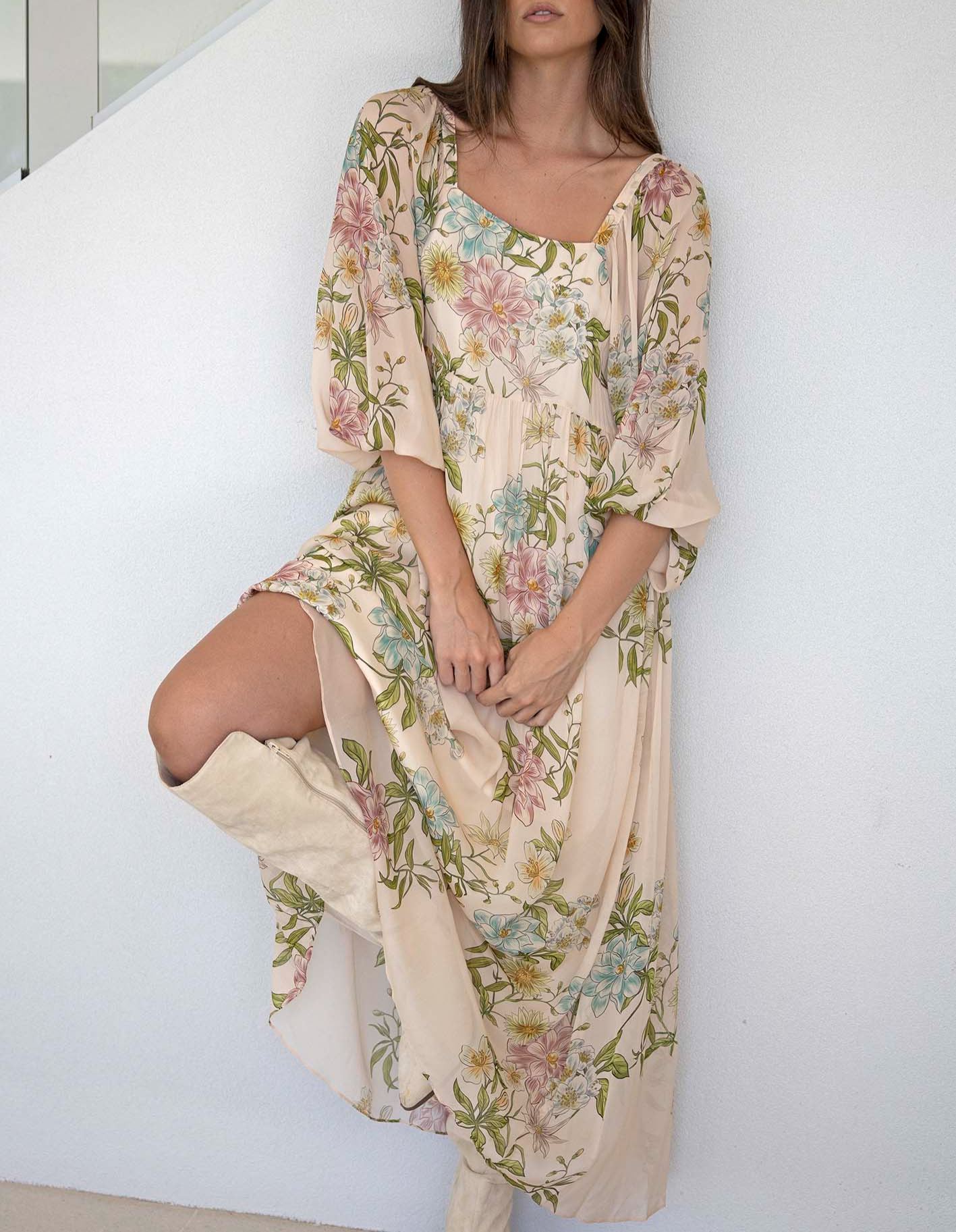 Momento Cream Floral Square Neck Maxi Dress