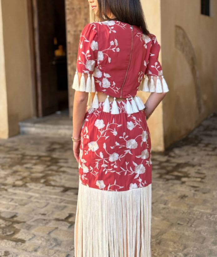 Lola set reddish tile