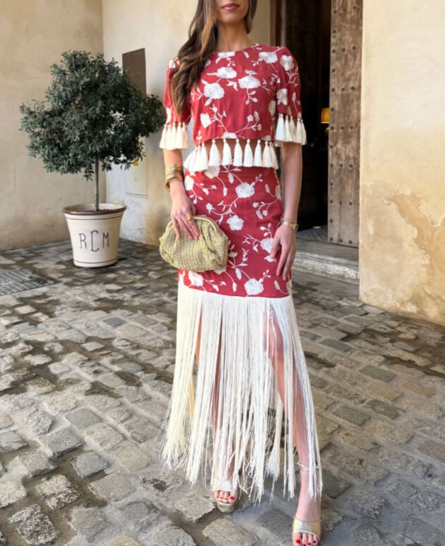 Lola set reddish tile