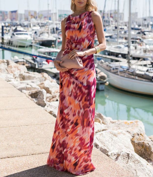 Long dress with a crisscross back.