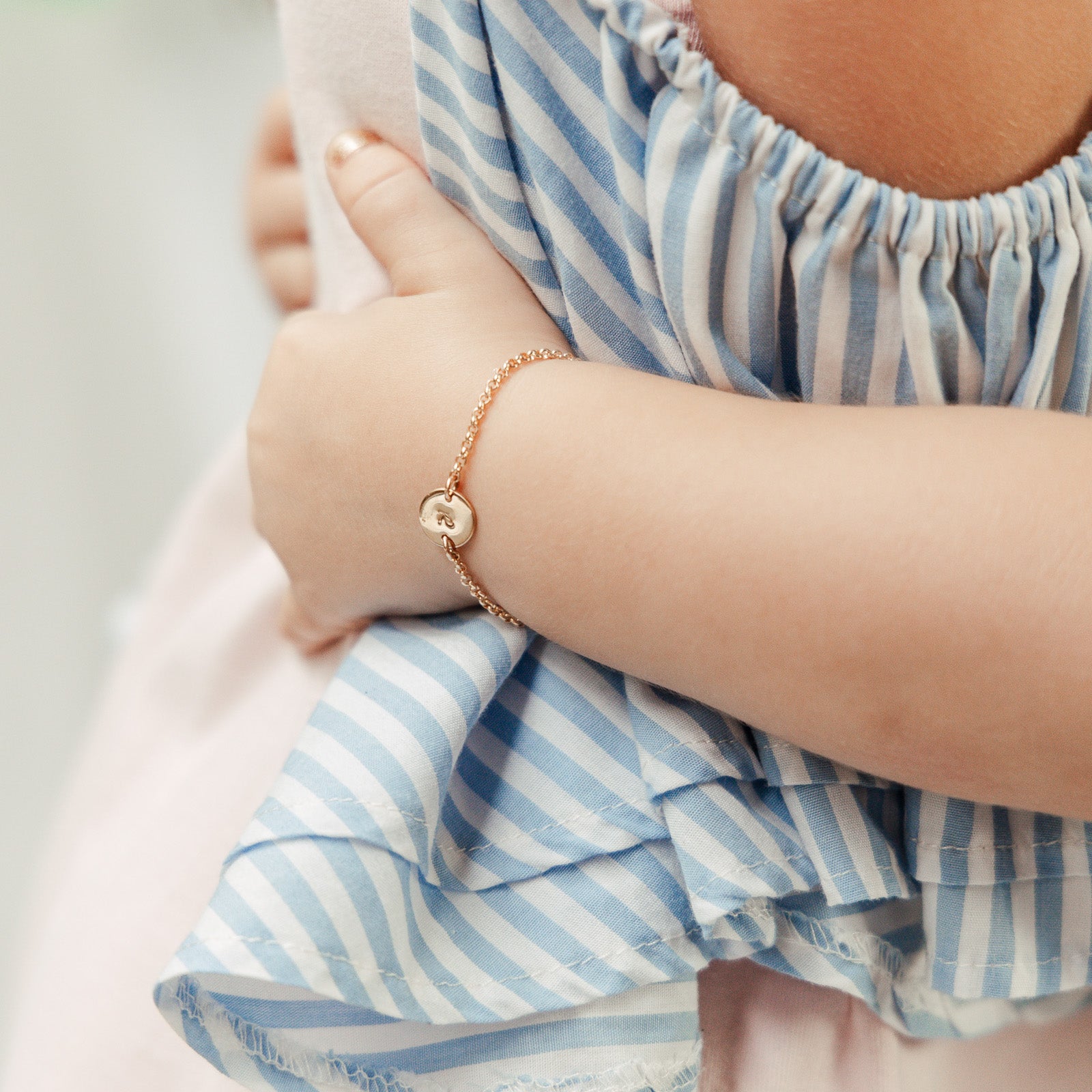 Mini Harper • Small Pendant Bracelet