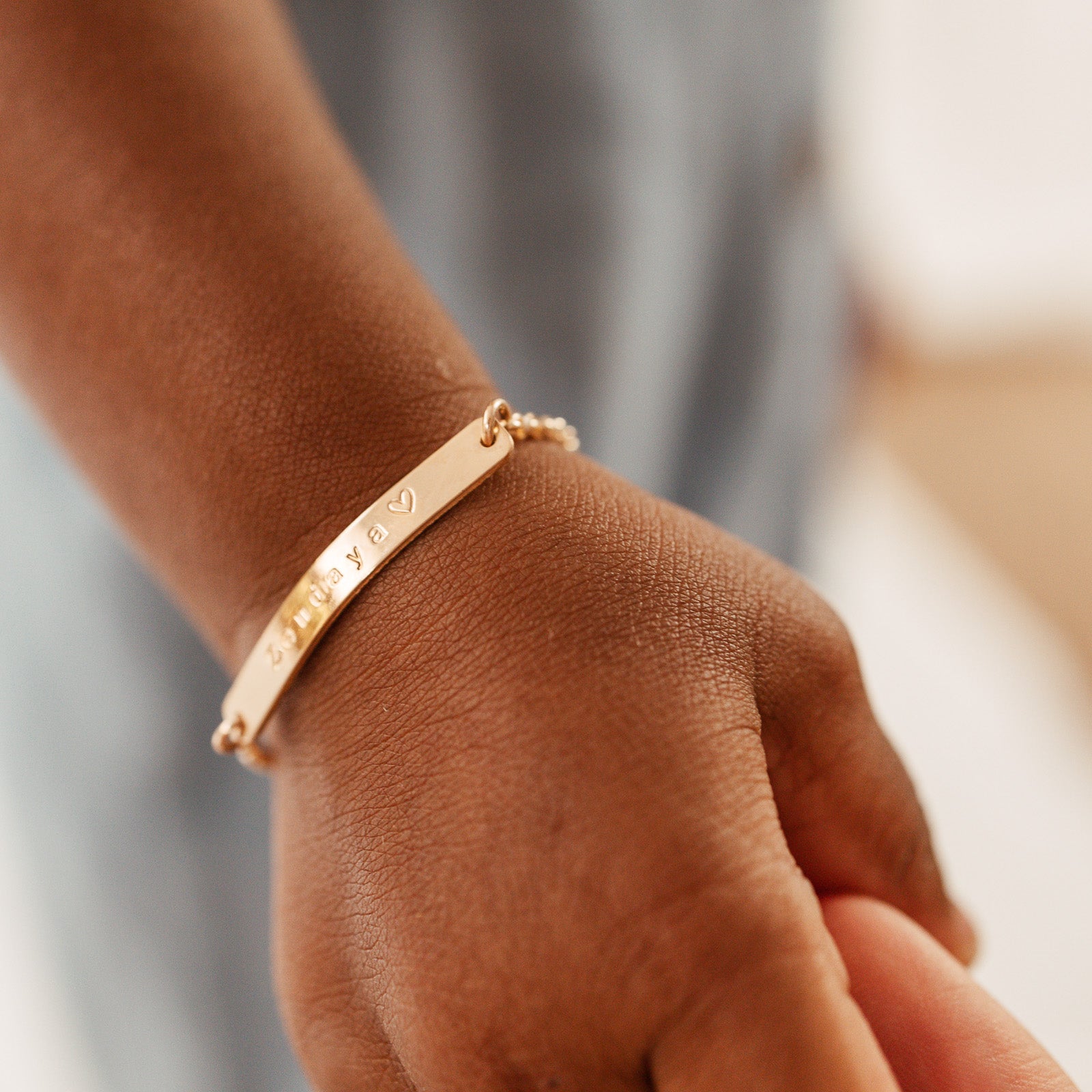 Mini Isla • Skinny Bar Bracelet