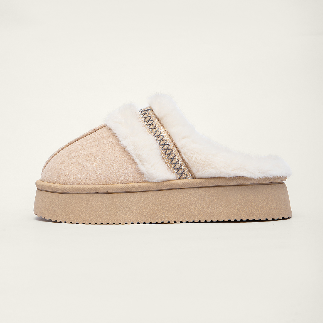 Cozy Platform Fuzzy Slippers for Women and Men Short Ankle Slippers