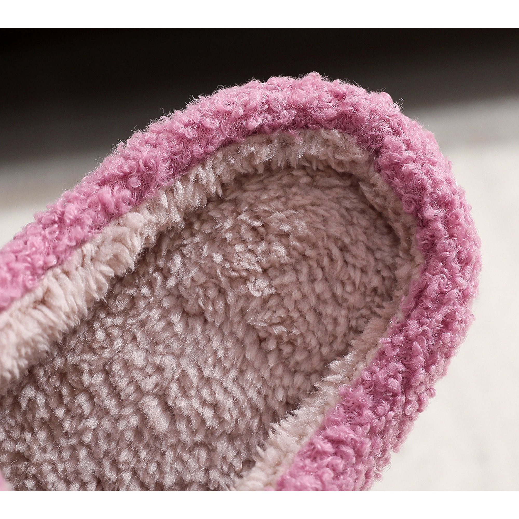 Cute Ghost Print Plush Halloween Slippers