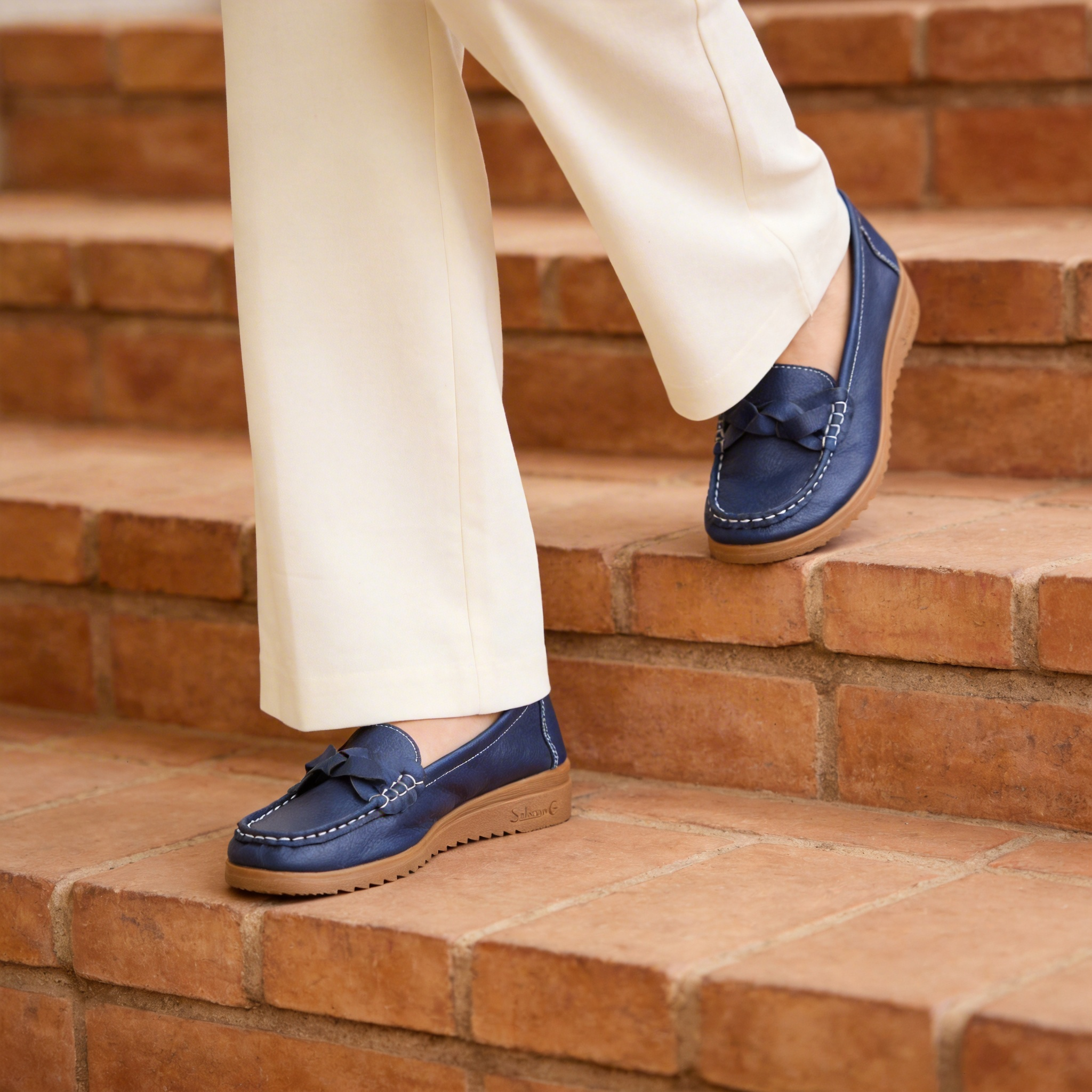 BERANMEY Women's Slip-On Loafers with Braided Strap