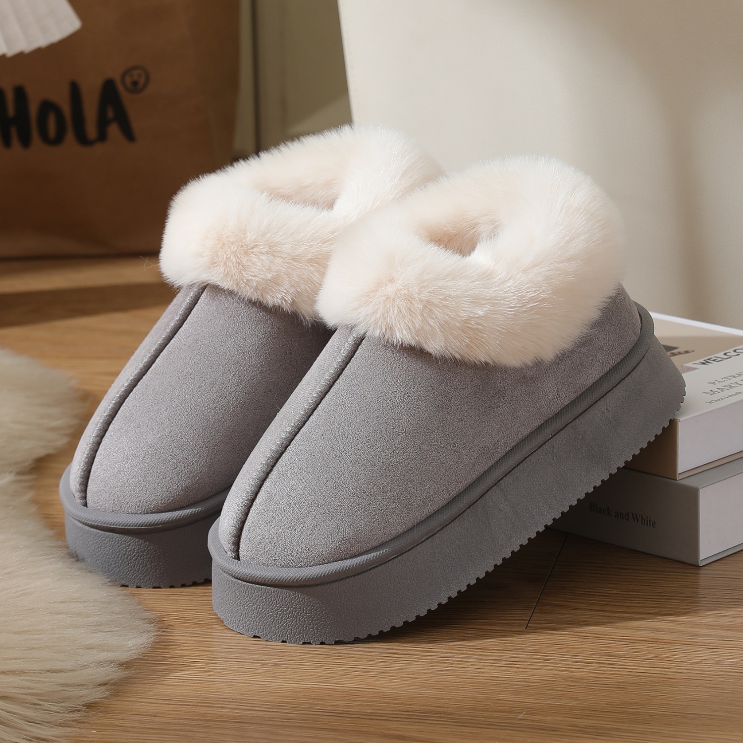 Stylish Cozy Plush Sports Boots Ankle Anti-Slip