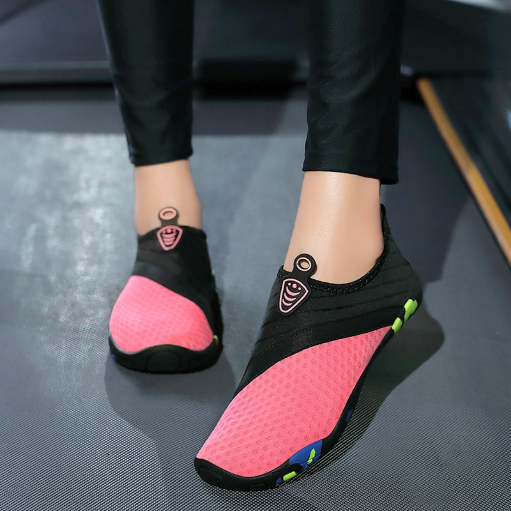 BERANMEY Barefoot Shoes for Women Men Wide Toe Box Water Shoes Quick-Dry 