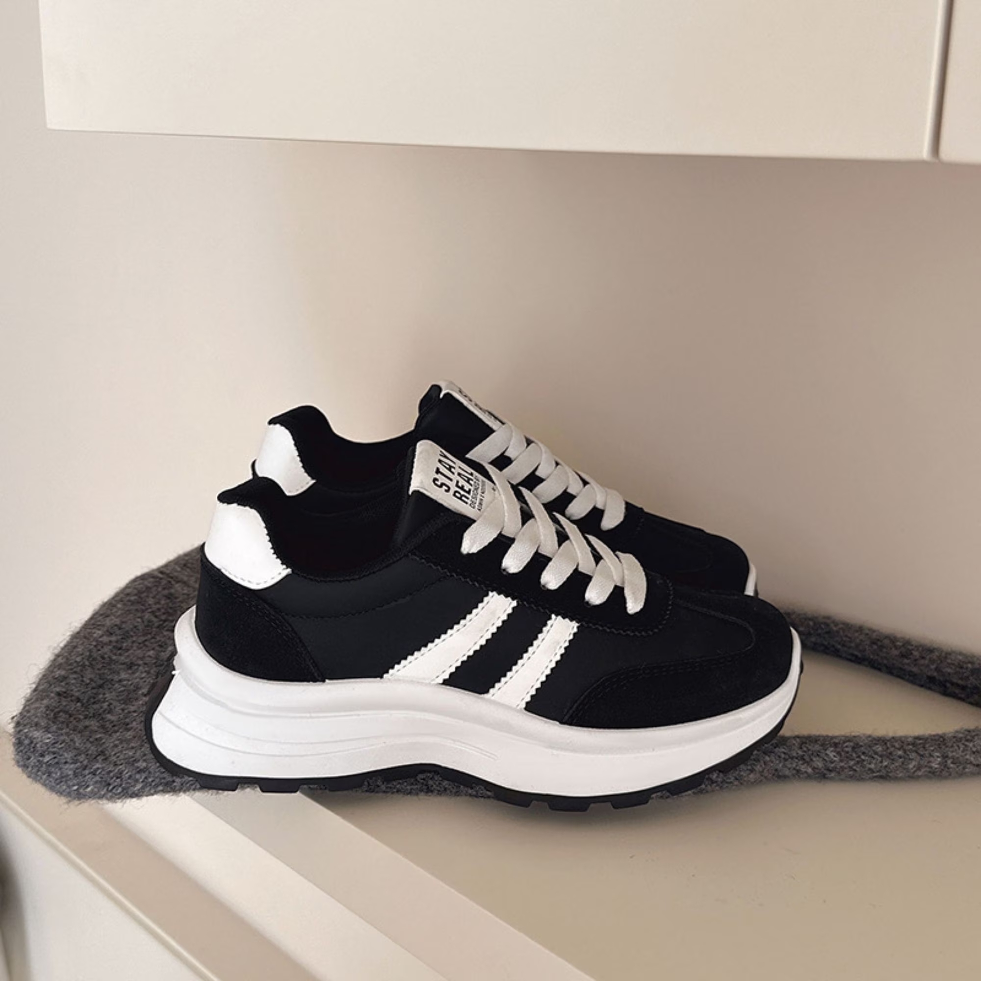 Women's Chunky Platform Fashion Sneakers 
