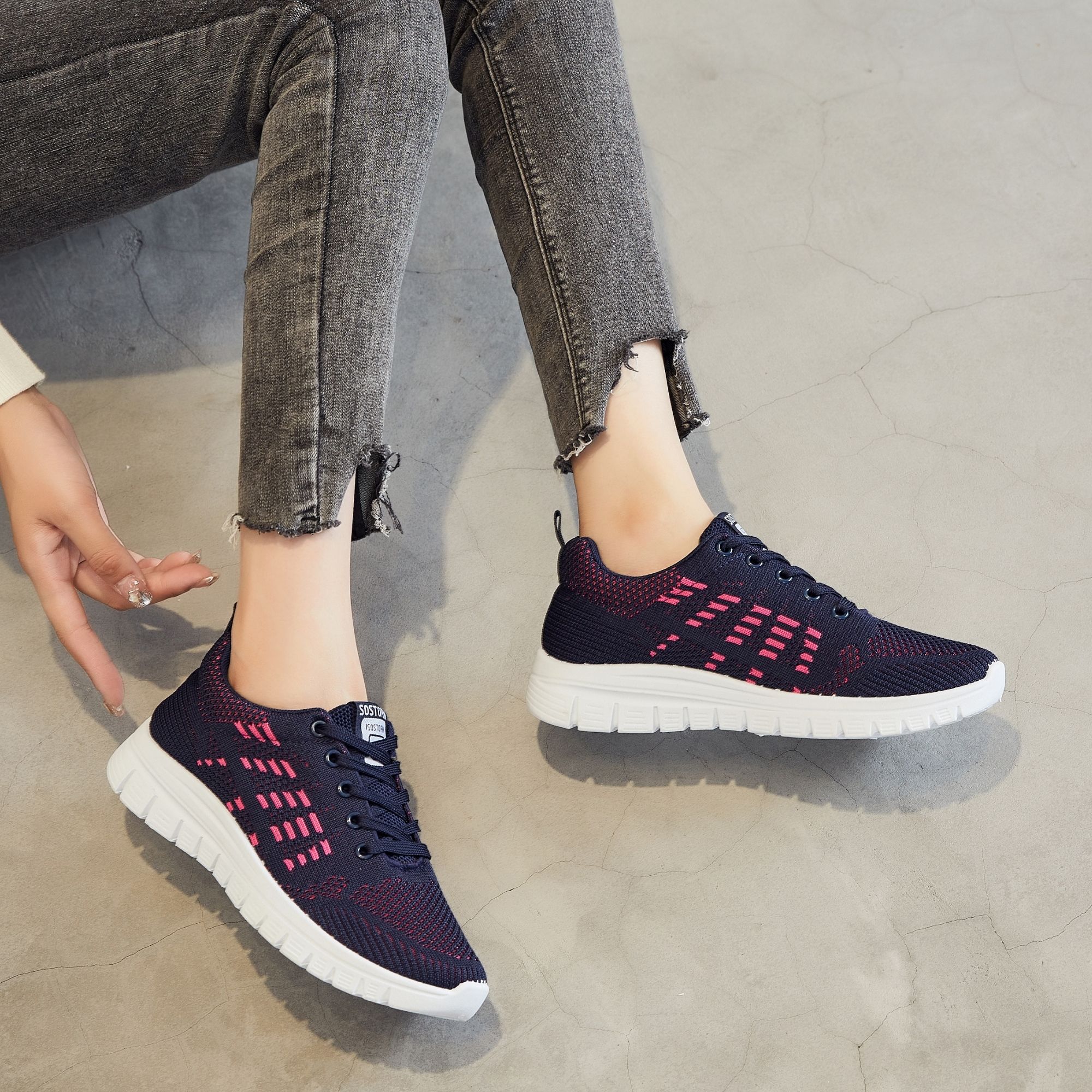 BERANMEY Sneakers for Women Lightweight Slip-On Sneakers 