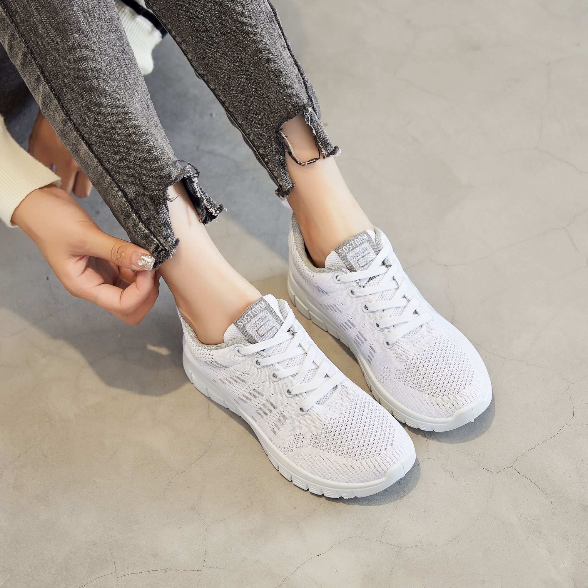 BERANMEY Sneakers for Women Lightweight Slip-On Sneakers 