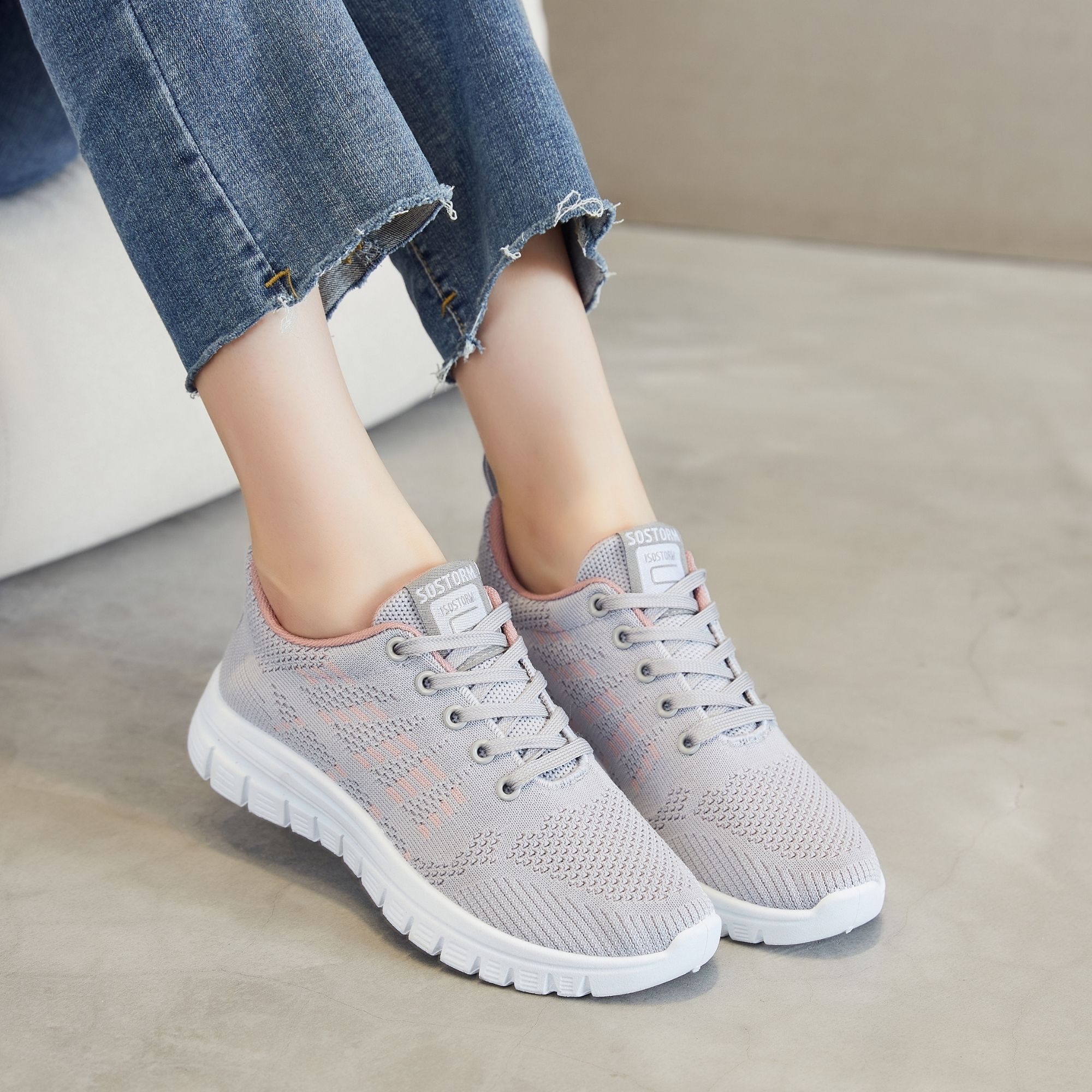 BERANMEY Sneakers for Women Lightweight Slip-On Sneakers 