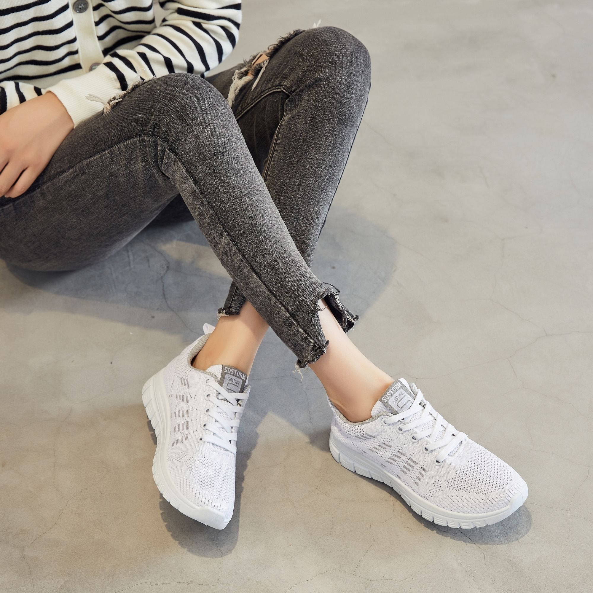 BERANMEY Sneakers for Women Lightweight Slip-On Sneakers 