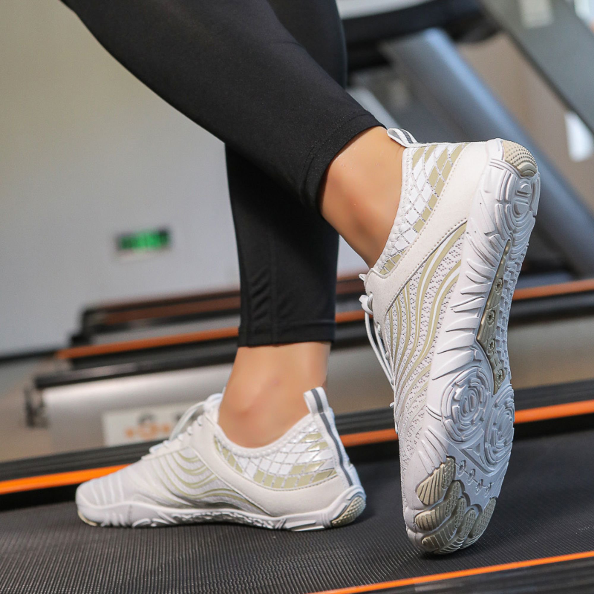 Skin-Feel Wide Toe Box Quick Dry Barefoot Socks for Women Men
