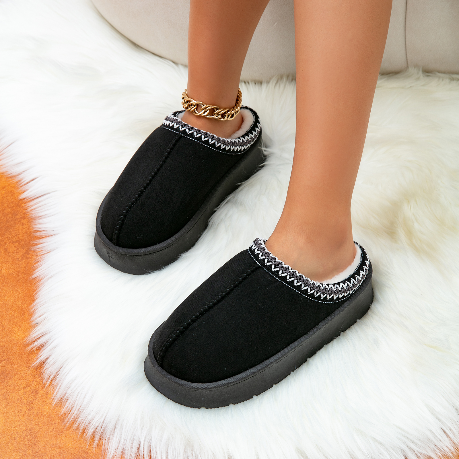 Cozy Platform Fuzzy Slippers for Women and Men Short Ankle Slippers with Anti-Slip Sole 