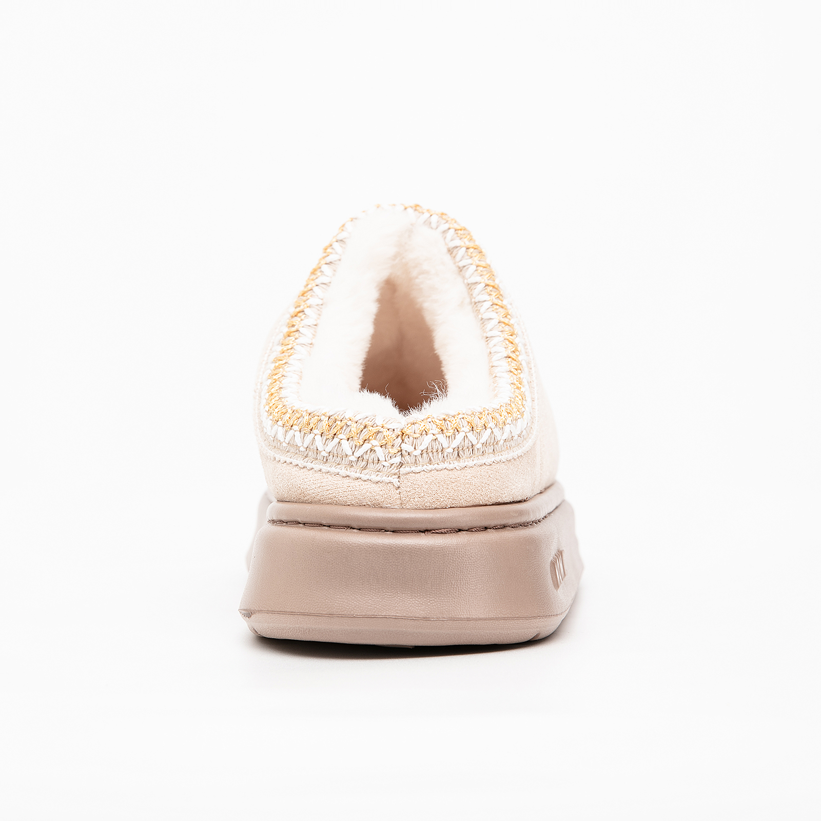 Cozy Platform Fuzzy Slippers for Women and Men Short Ankle Slippers with Anti-Slip Sole 