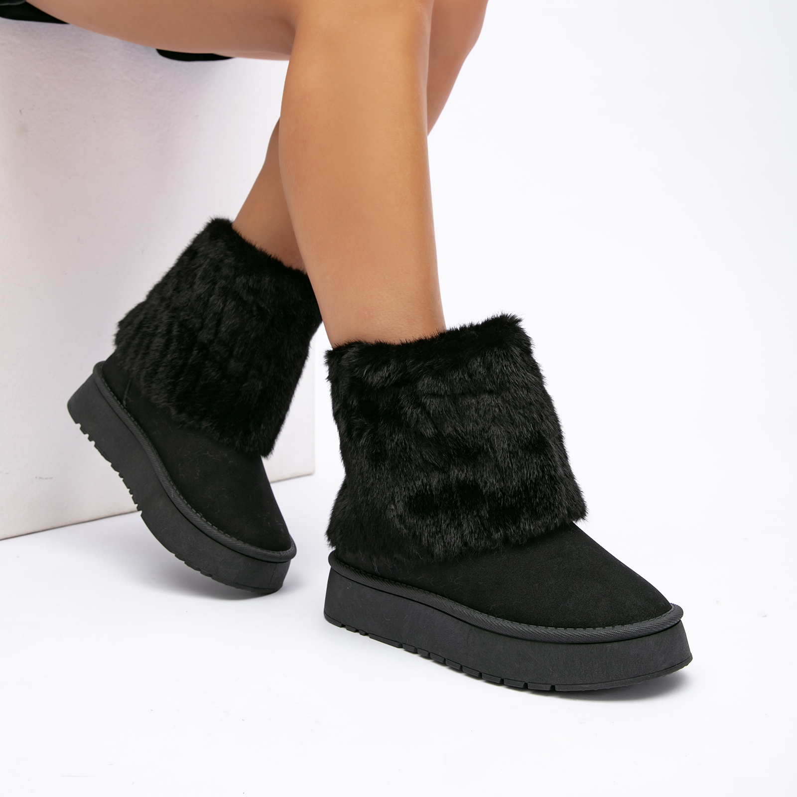 Women's Snow Boots Fashionable and Warm  Winter Boots 