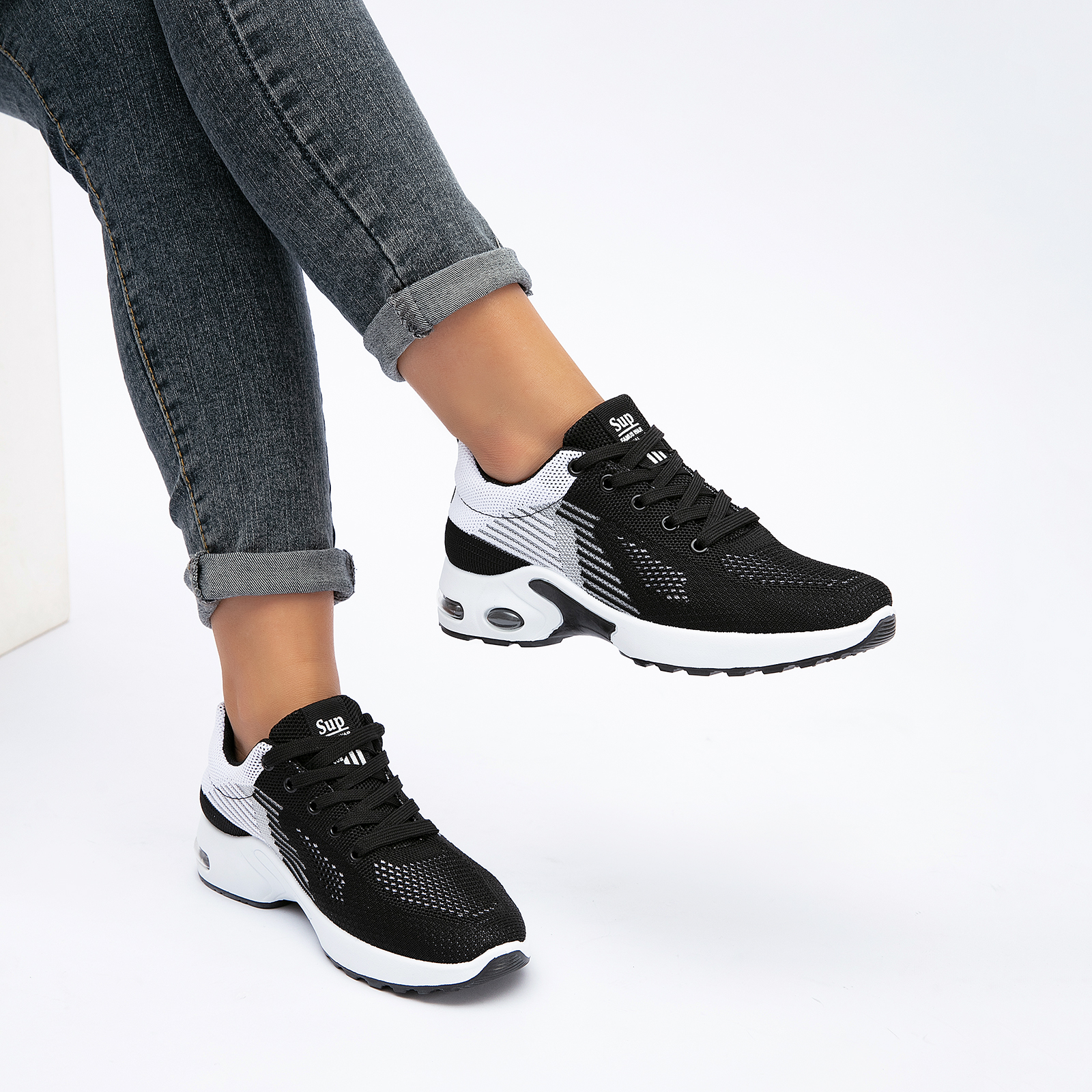 Lightweight Breathable Mesh Air Cushion Sneakers For Women & Man
