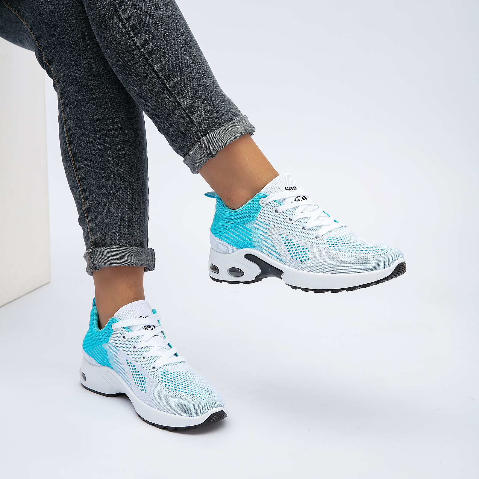 Lightweight Breathable Mesh Air Cushion Sneakers For Women & Man
