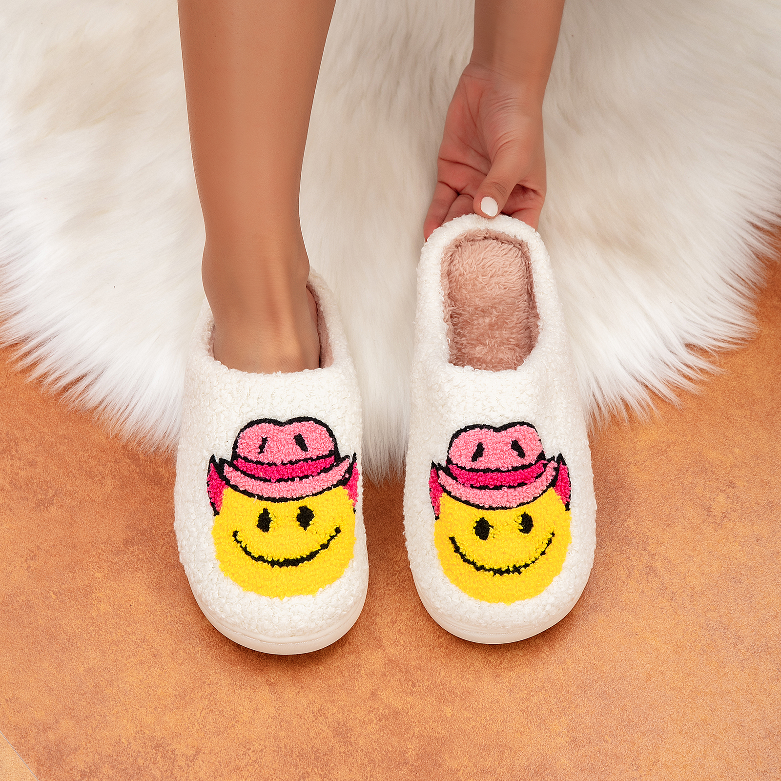 Soft Plush Comfy Cute Smile Face Slippers