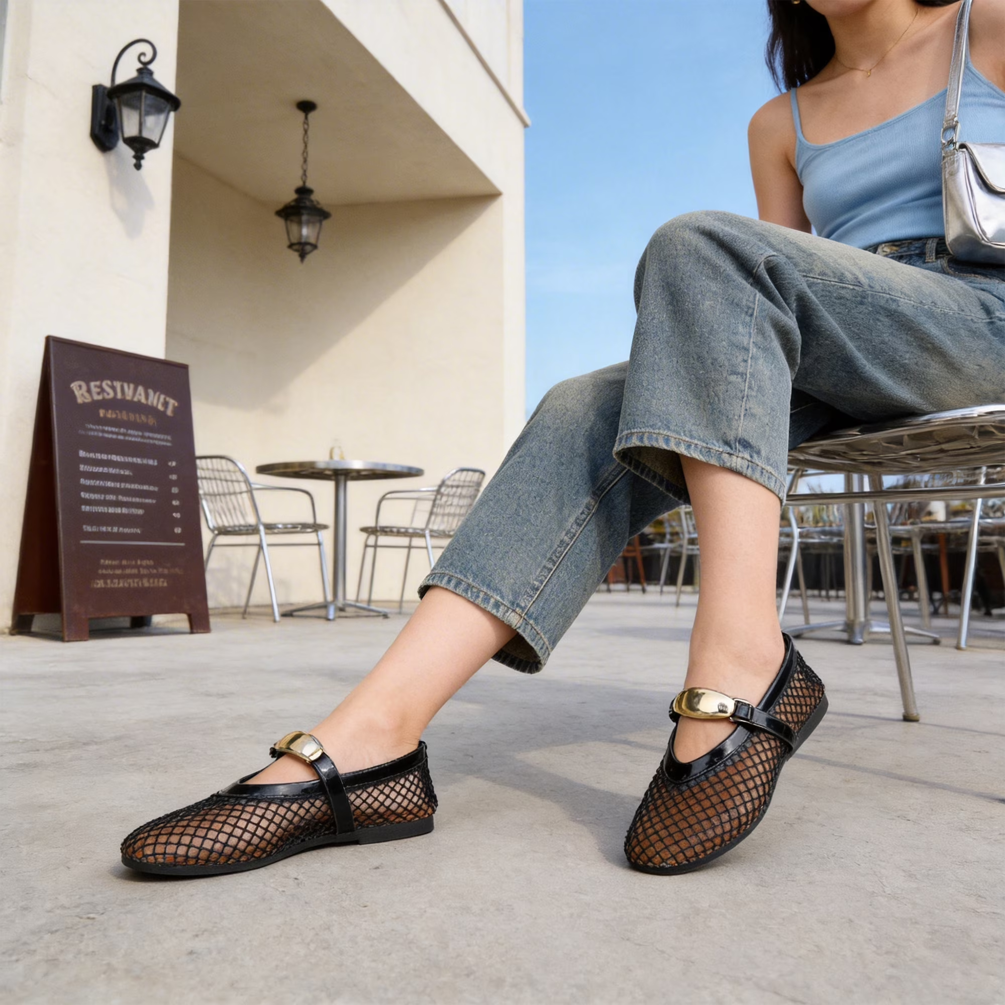 Women's Breathable Closed Toe Mesh Sandals