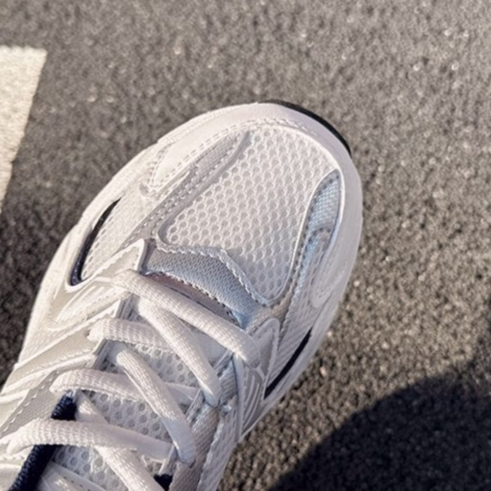 Women's Lightweight Gum Sole Fashion Sneakers