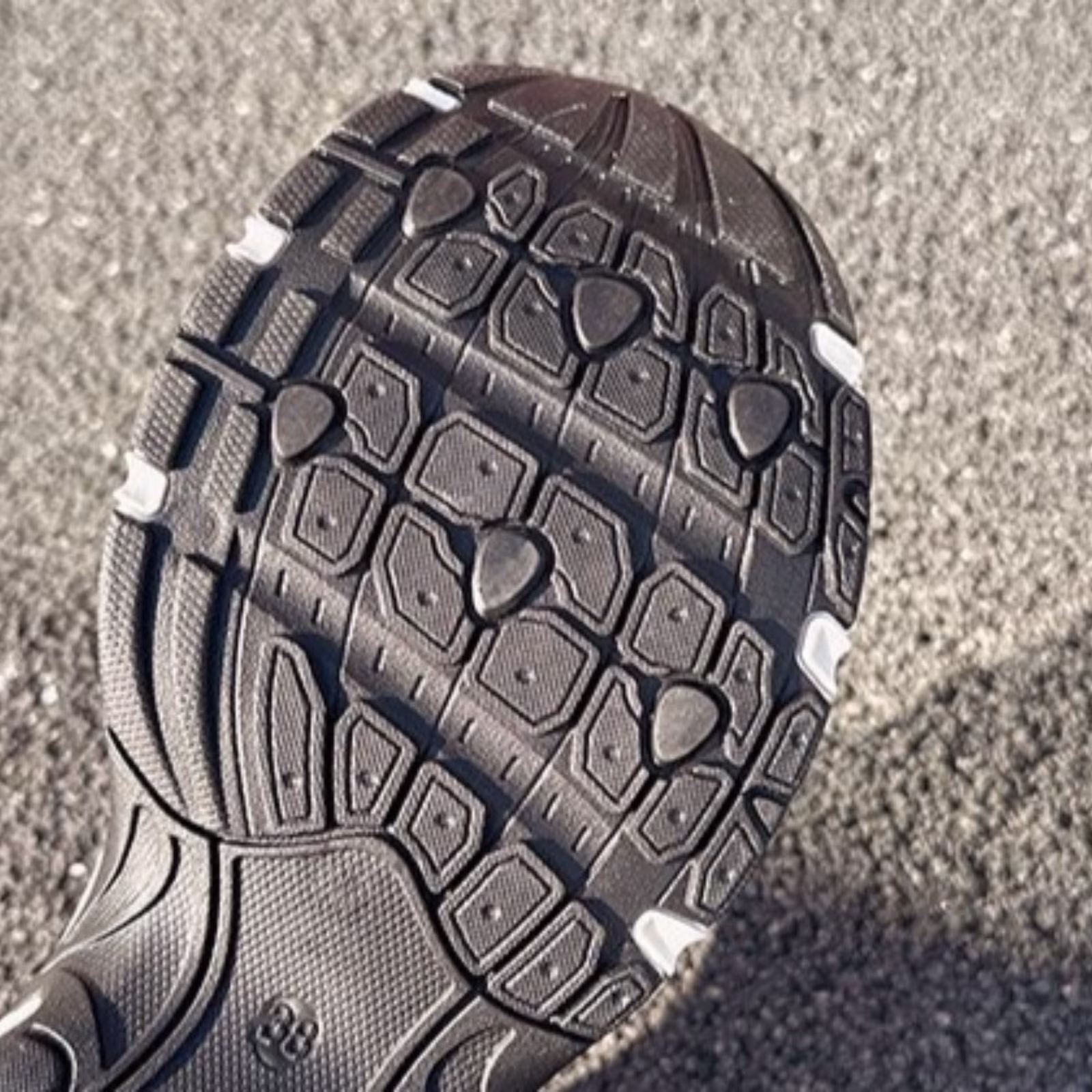 Women's Lightweight Gum Sole Fashion Sneakers