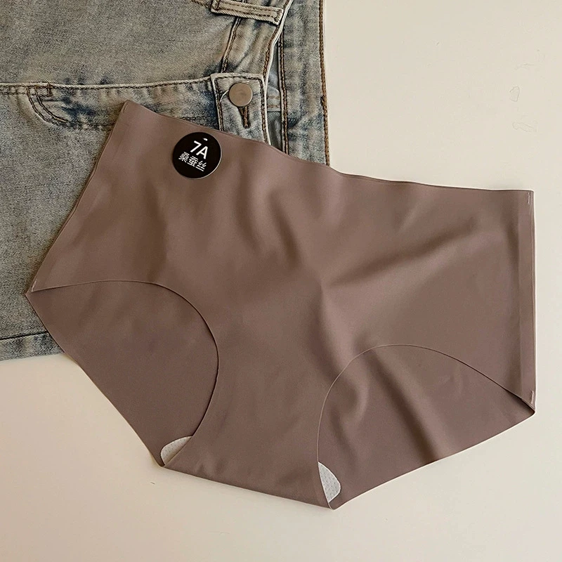 Skin-Friendly Ice Silk Seamless Women'S Underwear Summer High Elasticity Solid Briefs Panties-RANBAO