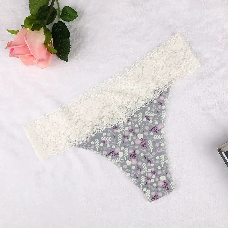 Wholesale Summer Women's Lace Panties Invisible Knitted Pure Sexy Low-waisted Thong Breathable Panties-RANBAO