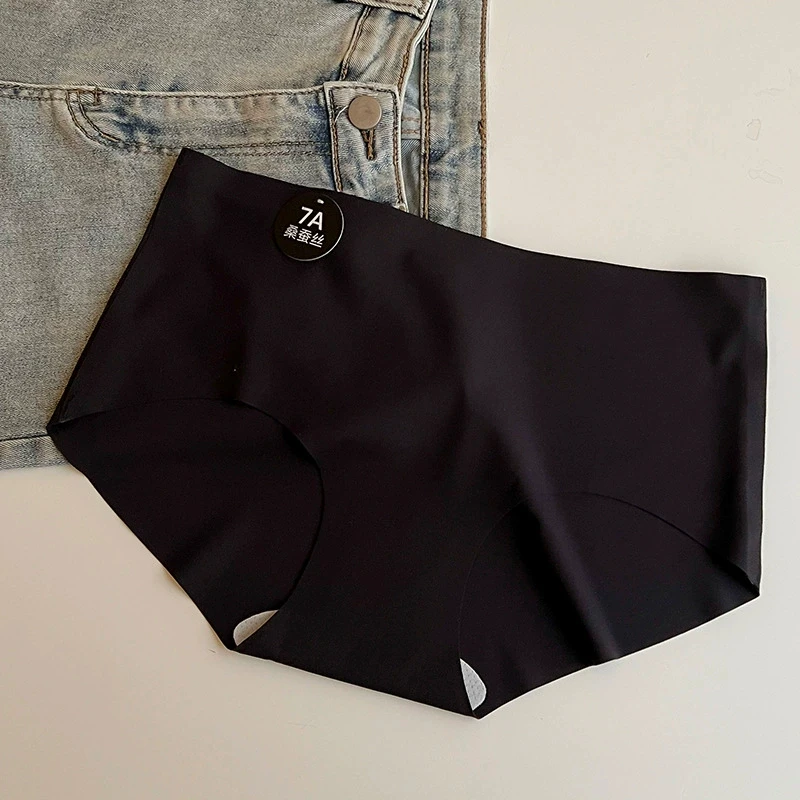 Skin-Friendly Ice Silk Seamless Women'S Underwear Summer High Elasticity Solid Briefs Panties-RANBAO