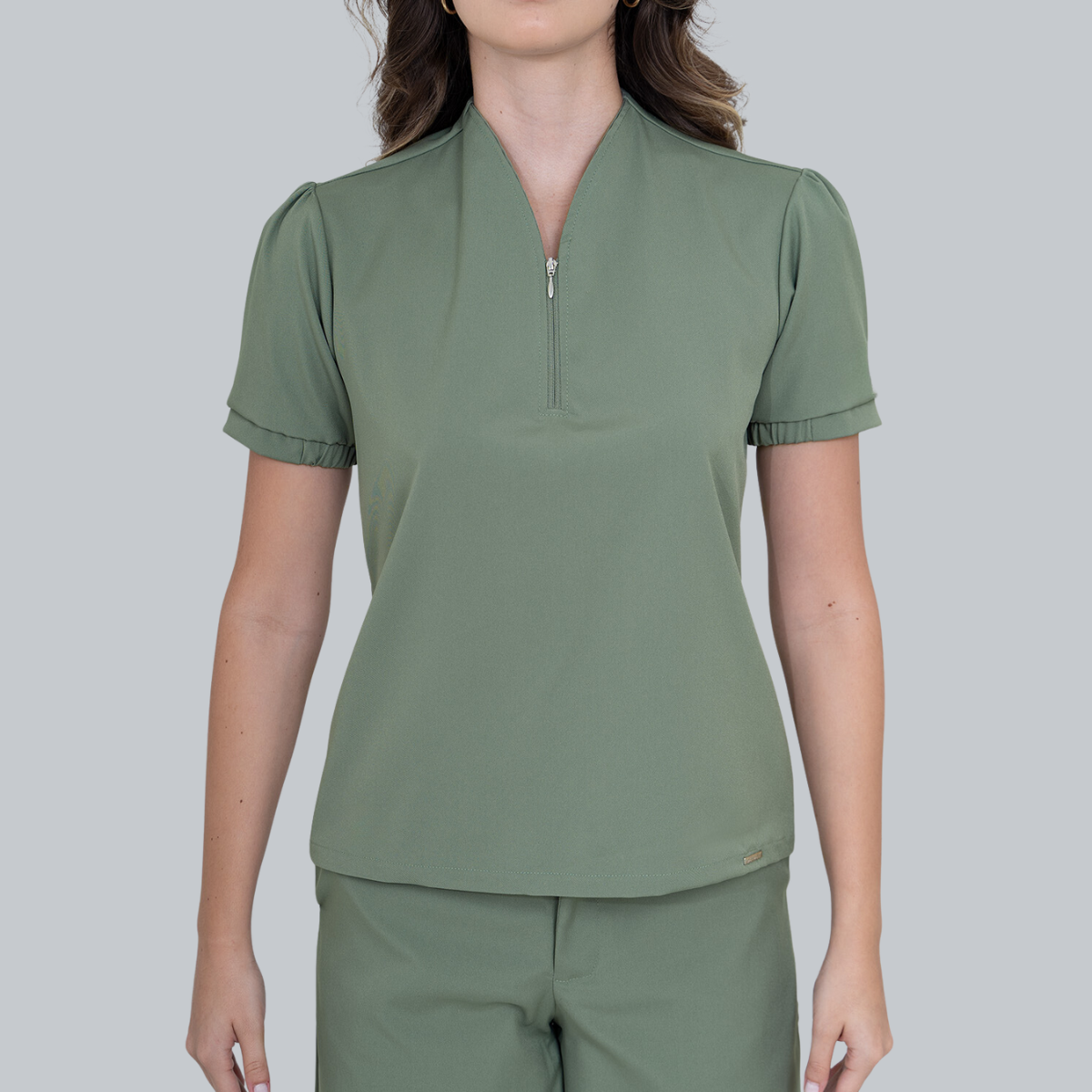 Women's Y-zip Collar Scrub Top™