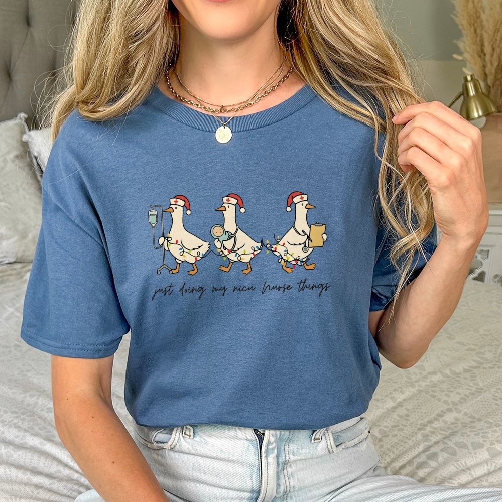 Funny Christmas NICU Nurse T-shirt