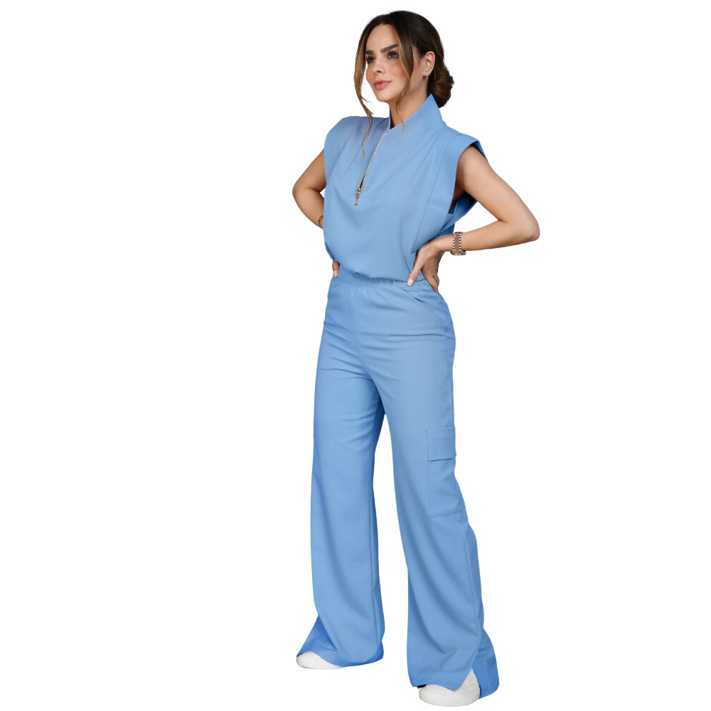 Women's Cargo Scrub Pant with Stylish Tailoring Details
