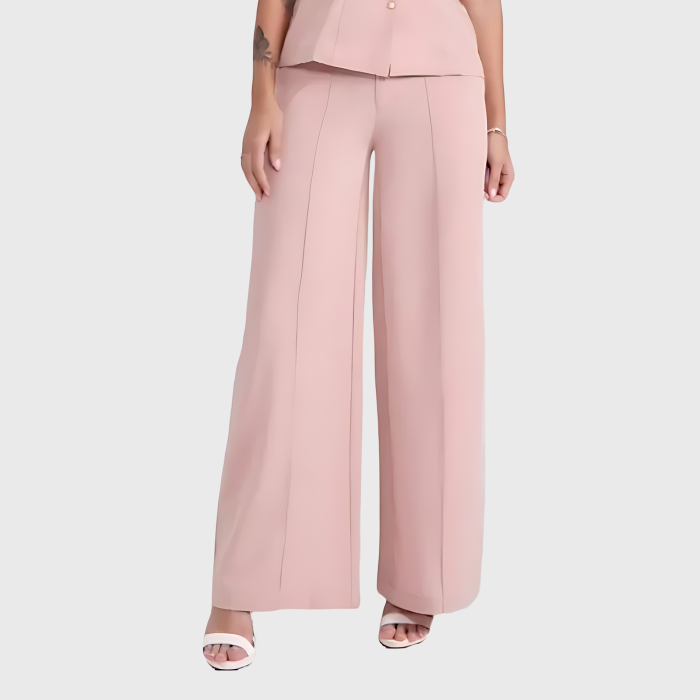 Women's Flared Style Pleated Design Scrub Pant™