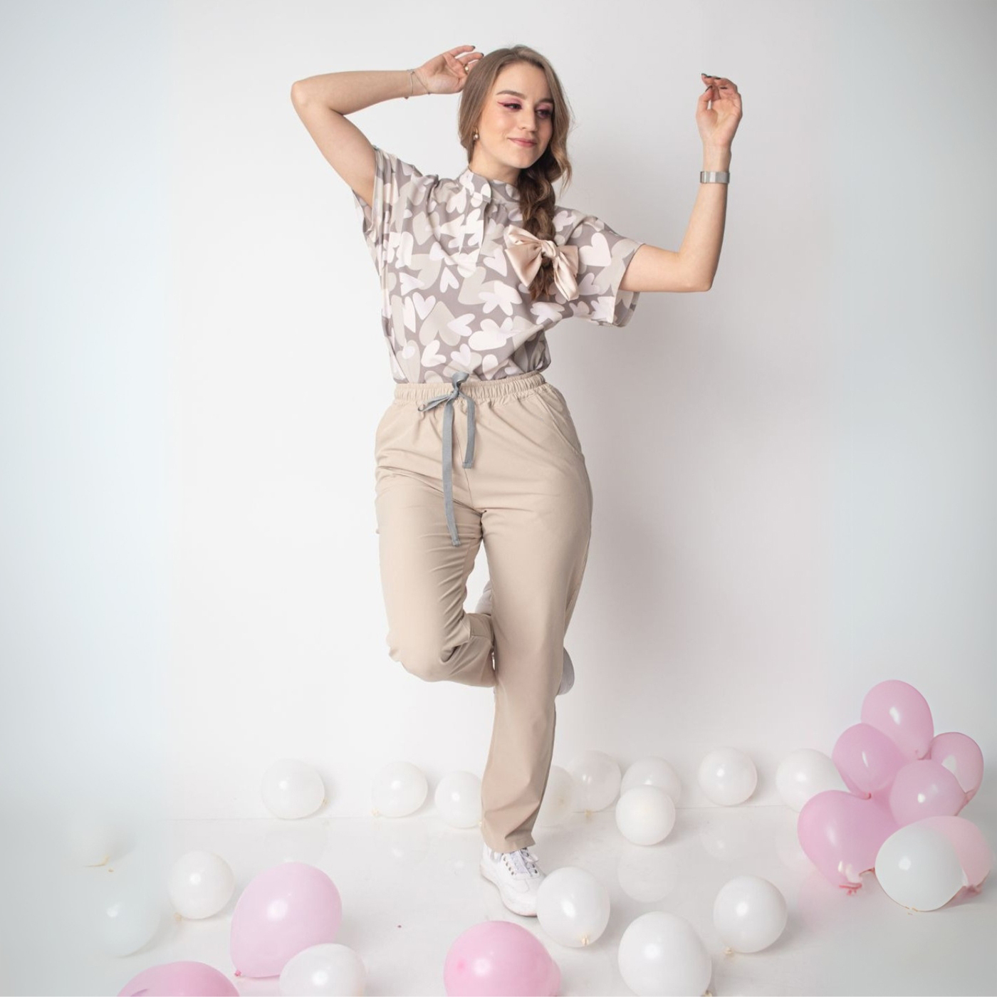 Women's Loose Fit Mandarin Collar Printed Scrub Top™