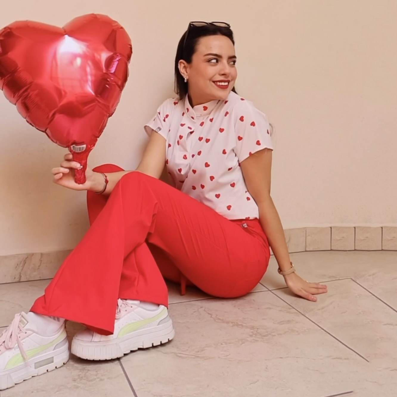 Women's Loose Fit Mandarin Collar Printed Scrub Top™