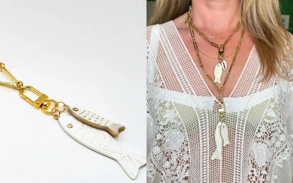 Akola Double Fish Charm